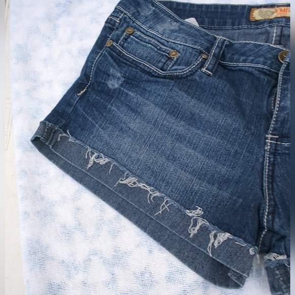 YMI Jeans Womens Jean Midi Shorts Distressed Size 9 Super Stretch Blue Denim - Picture 10 of 12